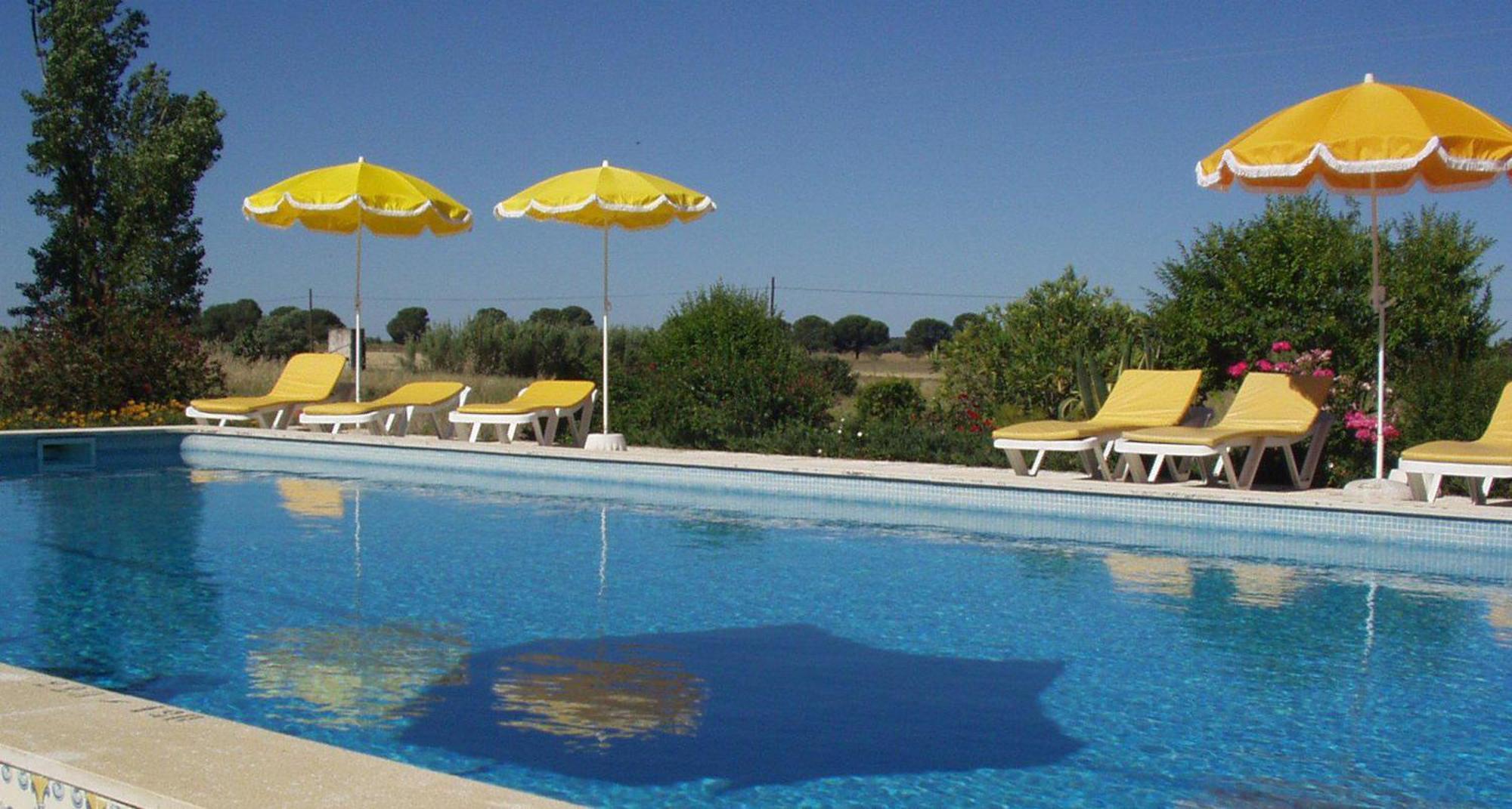 Monte Da Serralheira Agro Turismo * Évora